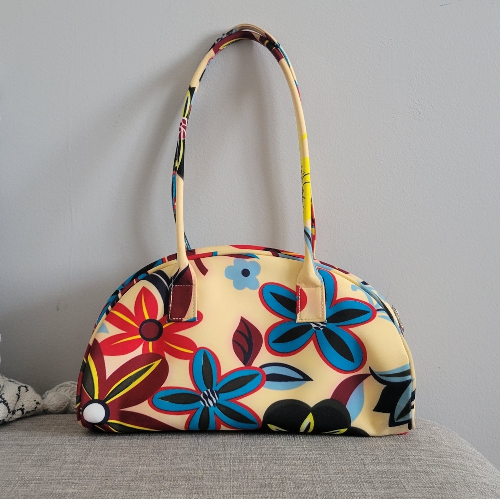 Vintage floral handbag